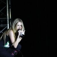 Avril Lavigne performing in concert at russia photos